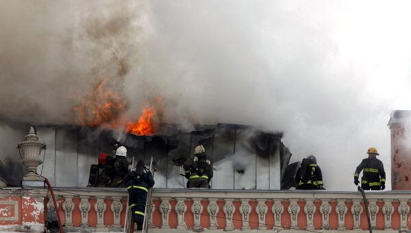 Пожар во дворце Белосельских-Белозерских в Санкт-Петербурге Пожар во дворце Белосельских-Белозерских в Санкт-Петербурге