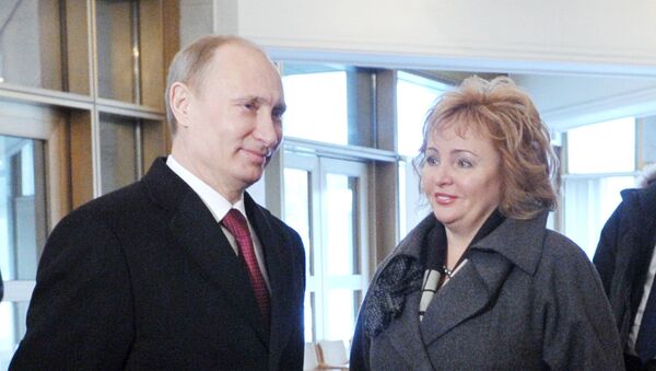 Владимир Путин с супругой Людмилой. Архив Владимир Путин с супругой Людмилой. Архив