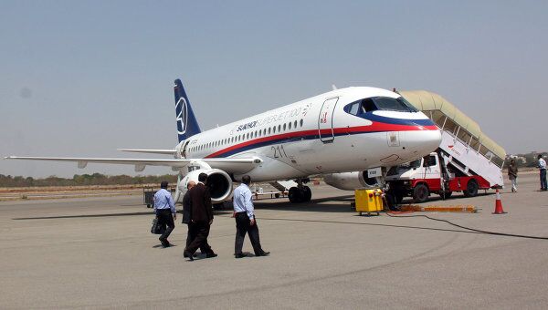 Sukhoi SuperJet-100 Sukhoi SuperJet-100