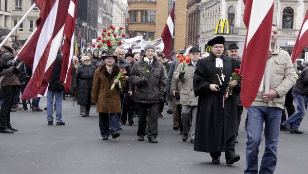 Шествие ветеранов легиона Ваффен СС в Риге. Архивное фото Шествие ветеранов легиона Ваффен СС в Риге. Архивное фото