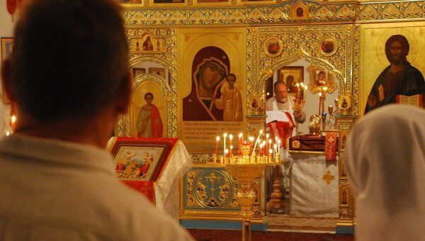 Пасхальные богослужения и Крестный ход прошли в храме РПЦ в Гаване Пасхальные богослужения и Крестный ход прошли в храме РПЦ в Гаване