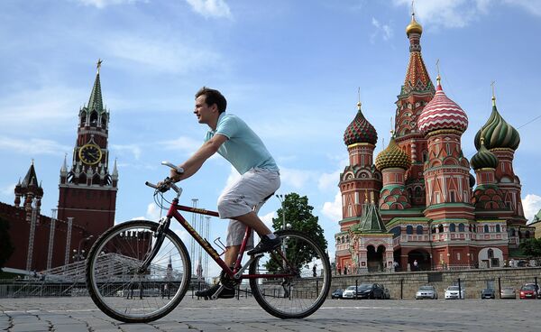 Москвич на велосипеде Москвич на велосипеде