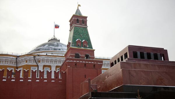 Мавзолей В. Ленина на Красной площади. Архивное фото Мавзолей В. Ленина на Красной площади. Архивное фото