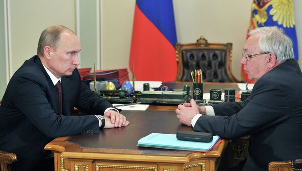 В.Путин встретился с В.Лукиным. Архив В.Путин встретился с В.Лукиным. Архив