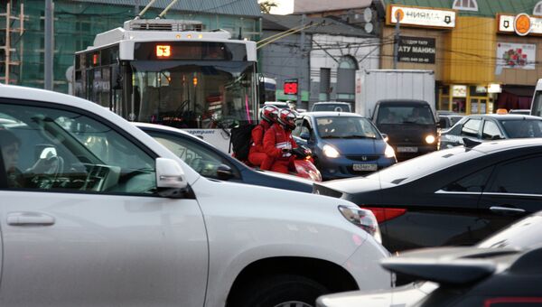 Автомобильные пробки на улицах Москвы Автомобильные пробки на улицах Москвы