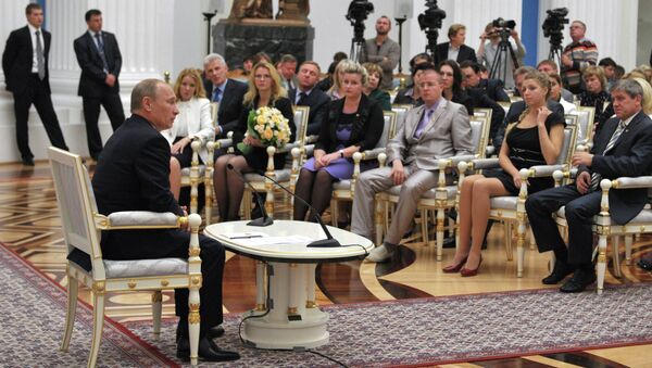 Встреча В.Путина с финалистами конкурса Учитель года -2012 Встреча В.Путина с финалистами конкурса Учитель года -2012