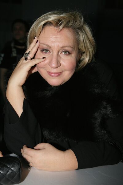 Актриса Марина Голуб на церемонии вручения международной премии в области стиля Актриса Марина Голуб на церемонии вручения международной премии в области стиля