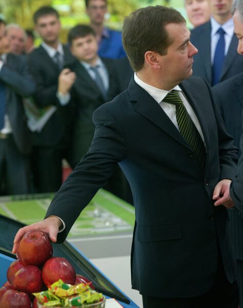 Д.Медведев посетил агропромышленную выставку Золотая осень Д.Медведев посетил агропромышленную выставку Золотая осень