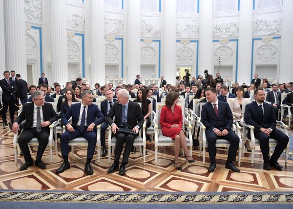 Путин вручил в Кремле президентские премии в области науки и инноваций. 6 февраля 2020 Путин вручил в Кремле президентские премии в области науки и инноваций. 6 февраля 2020