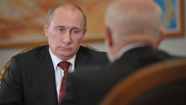 В.Путин устретился с М.Федотовым В.Путин устретился с М.Федотовым