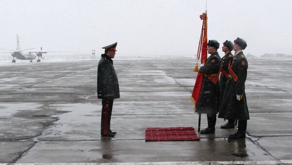 Начальник Генштаба РФ Герасимов простился с боевым знаменем ЦВО Начальник Генштаба РФ Герасимов простился с боевым знаменем ЦВО