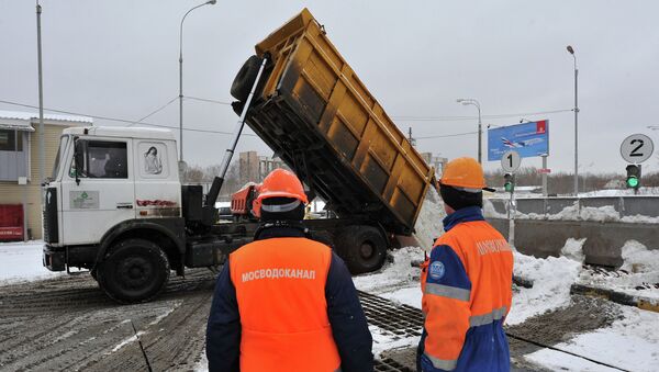 Работа снегоплавильного пункта в Москве Работа снегоплавильного пункта в Москве