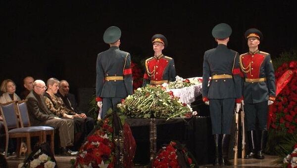 Бориса Васильева проводили в последний путь с офицерскими почестями Бориса Васильева проводили в последний путь с офицерскими почестями
