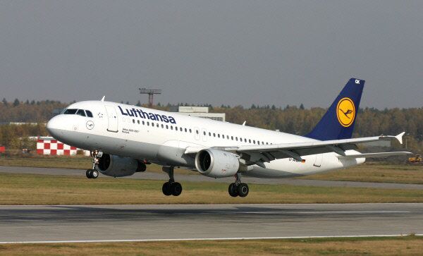 Lufthansa. Архивное фото Lufthansa. Архивное фото