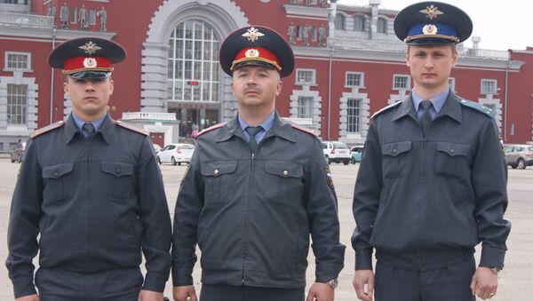 Полицейские Алексей Едрешов, Александр Самсоненко и Дмитрий Коновалов Полицейские Алексей Едрешов, Александр Самсоненко и Дмитрий Коновалов