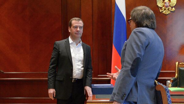 Д.Медведев на съемках программы НТВ Центральное телевидение Д.Медведев на съемках программы НТВ Центральное телевидение