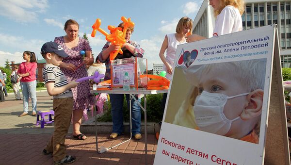 Благотворительный праздник Достучаться до сердец Благотворительный праздник Достучаться до сердец