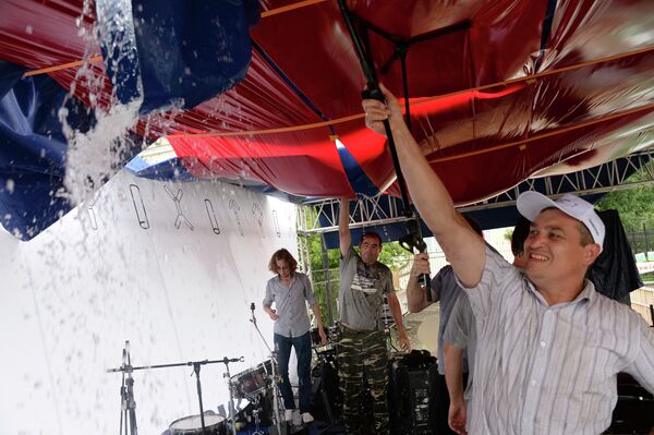 Летний праздник The Moscow News Culture Clash – Gorodki & BBQ Party Летний праздник The Moscow News Culture Clash – Gorodki & BBQ Party