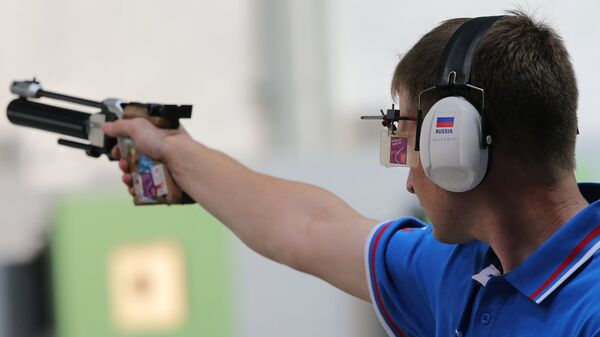Екимов завоевал золото чемпионата России по стрельбе из пистолета