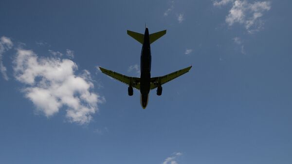 Самолет из Волгограда готовится к аварийной посадке в Шереметьево