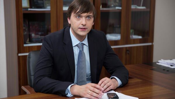 Руководитель Рособрнадзора Сергей Кравцов Руководитель Рособрнадзора Сергей Кравцов