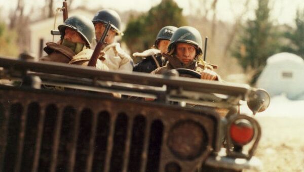 Кадр из фильма Marwencol Кадр из фильма Marwencol