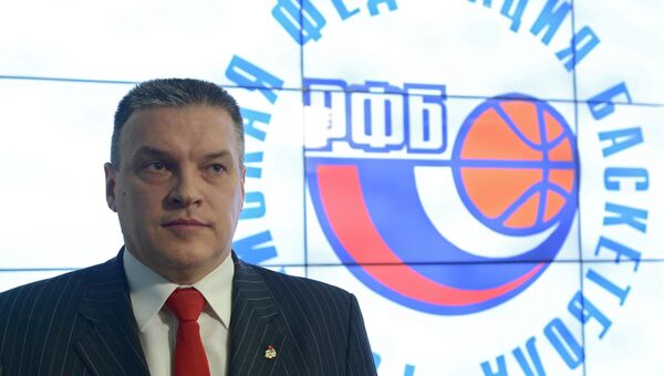 Главный тренер казанского УНИКСа Евгений Пашутин. Архивное фото Главный тренер казанского УНИКСа Евгений Пашутин. Архивное фото