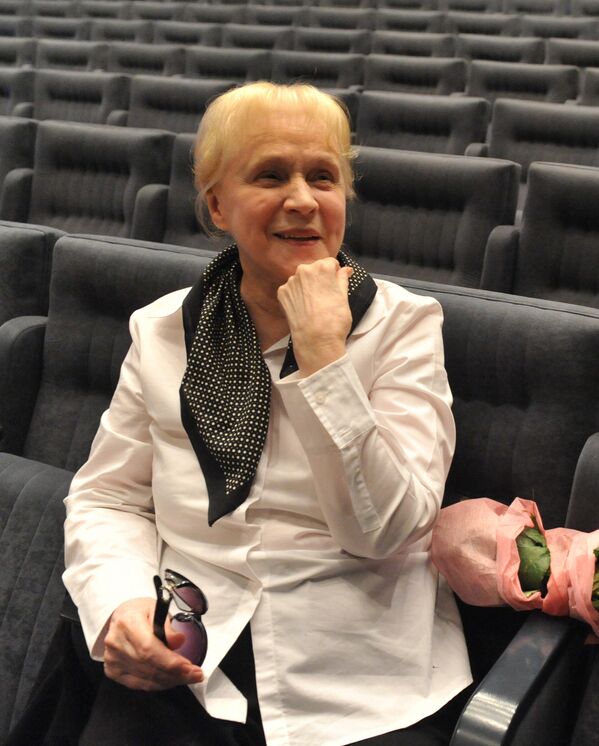 Актриса Лилия Толмачева Актриса Лилия Толмачева