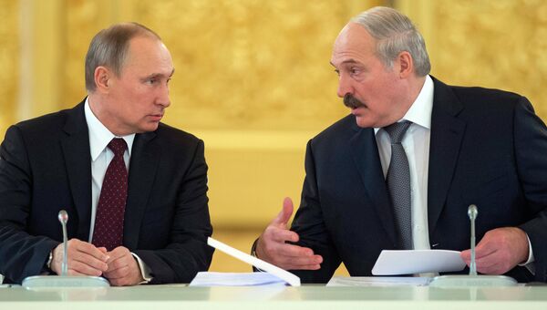 Владимир Путин и Александр Лукашенко, архивное фото Владимир Путин и Александр Лукашенко, архивное фото