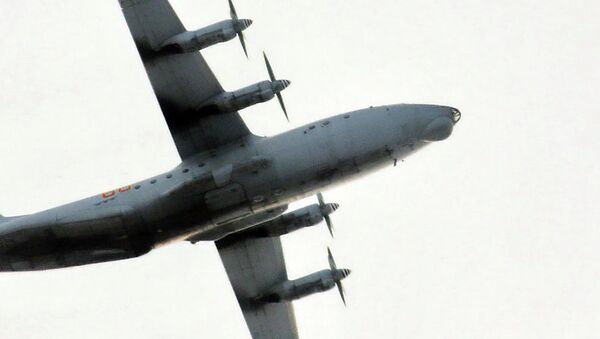 Самолет АН-12. Архивное фото Самолет АН-12. Архивное фото