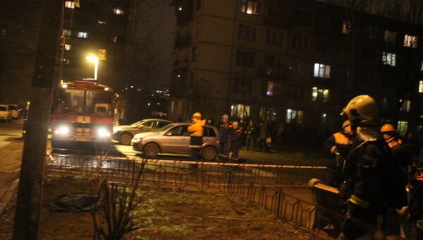 Пожар в доме на улице Ольги Форш в Калининском районе Петербурга. Фото с места событий Пожар в доме на улице Ольги Форш в Калининском районе Петербурга. Фото с места событий