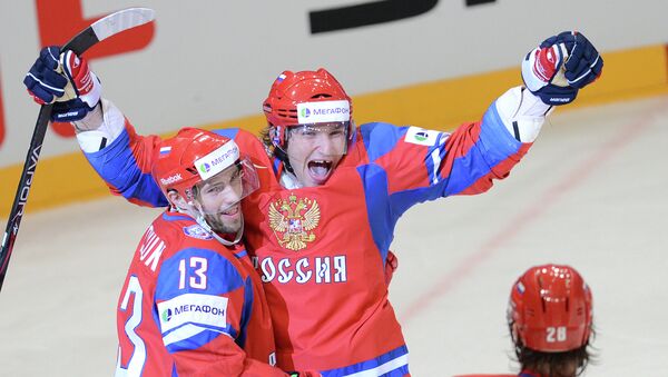 Игроки сборной России Павел Дацюк и Александр Овечкин Игроки сборной России Павел Дацюк и Александр Овечкин
