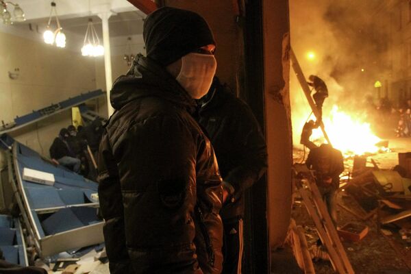 Антиправительственные протесты во Львове Антиправительственные протесты во Львове