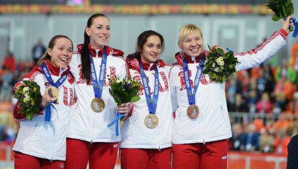 Спортсменки сборной России Ольга Граф, Екатерина Лобышева, Юлия Скокова и Екатерина Шихова Спортсменки сборной России Ольга Граф, Екатерина Лобышева, Юлия Скокова и Екатерина Шихова