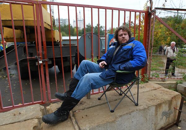 Бизнесмен Сергей Полонский объявил голодовку из-за рейдерского захвата ЖК Кутузовская миля Бизнесмен Сергей Полонский объявил голодовку из-за рейдерского захвата ЖК Кутузовская миля
