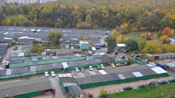 Гаражи у Битцевского лесопарка в Москве Гаражи у Битцевского лесопарка в Москве
