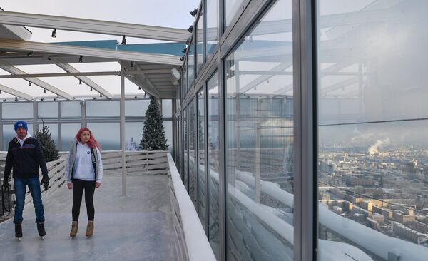 Открытие самого высокого катка в Европе на крыше башни Око ММДЦ Москва-Сити Открытие самого высокого катка в Европе на крыше башни Око ММДЦ Москва-Сити
