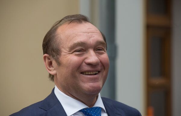 Заместитель мэра Москвы в правительстве Москвы по вопросам жилищно-коммунального хозяйства и благоустройства Пётр Бирюков Заместитель мэра Москвы в правительстве Москвы по вопросам жилищно-коммунального хозяйства и благоустройства Пётр Бирюков