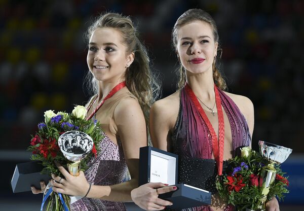 Елена Радионова (Россия) и Анна Погорилая (Россия) (слева направо) Елена Радионова (Россия) и Анна Погорилая (Россия) (слева направо)