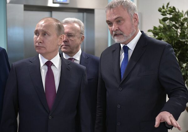 Владимир Путин (слева) и Владимир Уйба Владимир Путин (слева) и Владимир Уйба