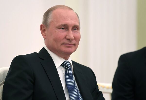 Владимир Путин на встрече с президентом МОК Томасом Бахом Владимир Путин на встрече с президентом МОК Томасом Бахом