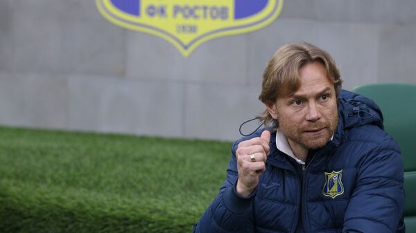 Тренер Ростова Валерий Карпин Тренер Ростова Валерий Карпин