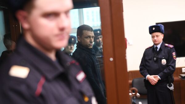Рассмотрение ходатайства о продлении срока ареста футболистам П. Мамаеву и А. Кокорину Рассмотрение ходатайства о продлении срока ареста футболистам П. Мамаеву и А. Кокорину