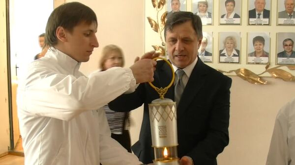 Хранители огня летней Универсиады уехали с ним из Хабаровска в Якутск Хранители огня летней Универсиады уехали с ним из Хабаровска в Якутск
