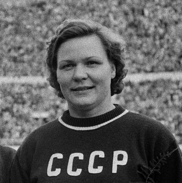 Клавдия Точенова Клавдия Точенова
