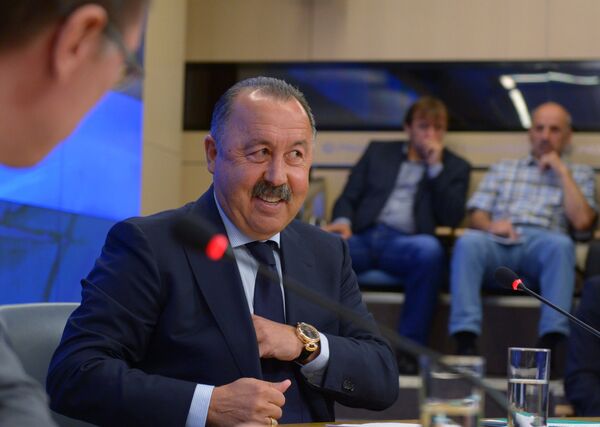 Директор Оргкомитета объединенного чемпионата по футболу Валерий Газзаев Директор Оргкомитета объединенного чемпионата по футболу Валерий Газзаев