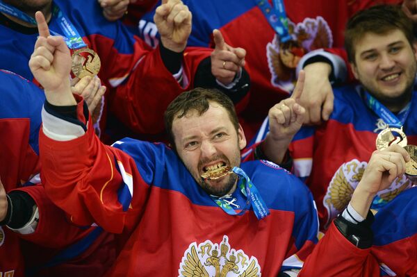 Игроки сборной России по хоккею на Сурдлимпиаде Игроки сборной России по хоккею на Сурдлимпиаде