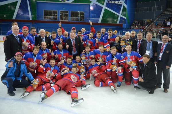 Игроки сборной России по хоккею на Сурдлимпиаде Игроки сборной России по хоккею на Сурдлимпиаде