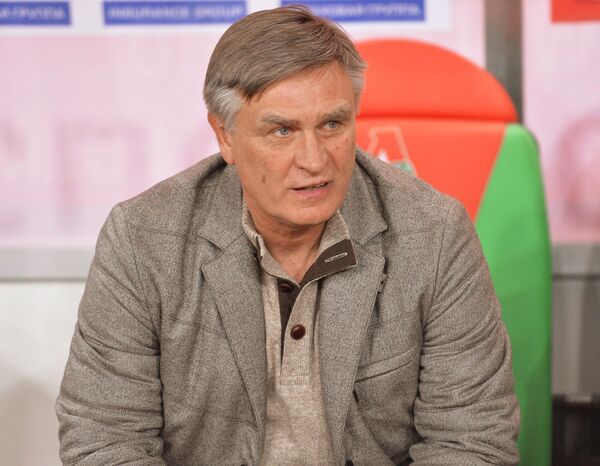 Главный тренер ФК Торпедо Валерий Петраков Главный тренер ФК Торпедо Валерий Петраков