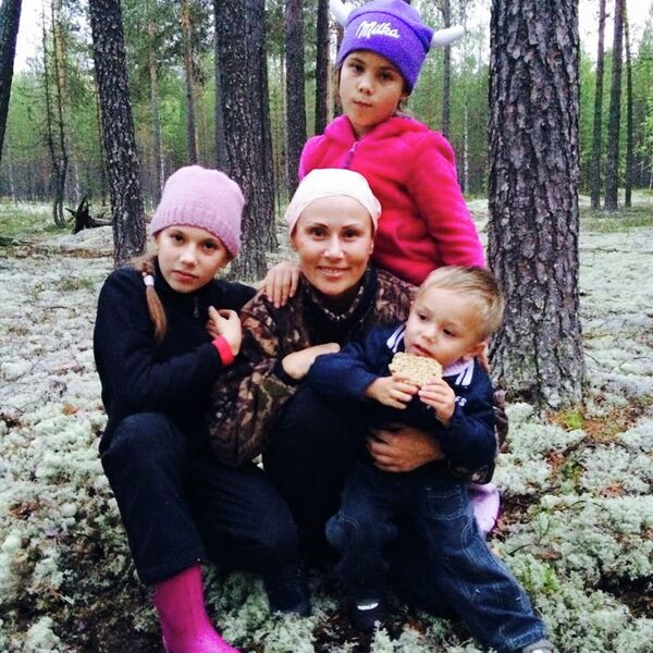 Юлия Чепалова с детьми Юлия Чепалова с детьми